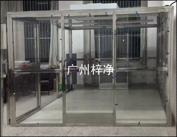 使用百級潔凈棚比較多的客戶，會選用千級潔凈棚，或萬級潔凈棚，少量客戶會選用百級或萬級。